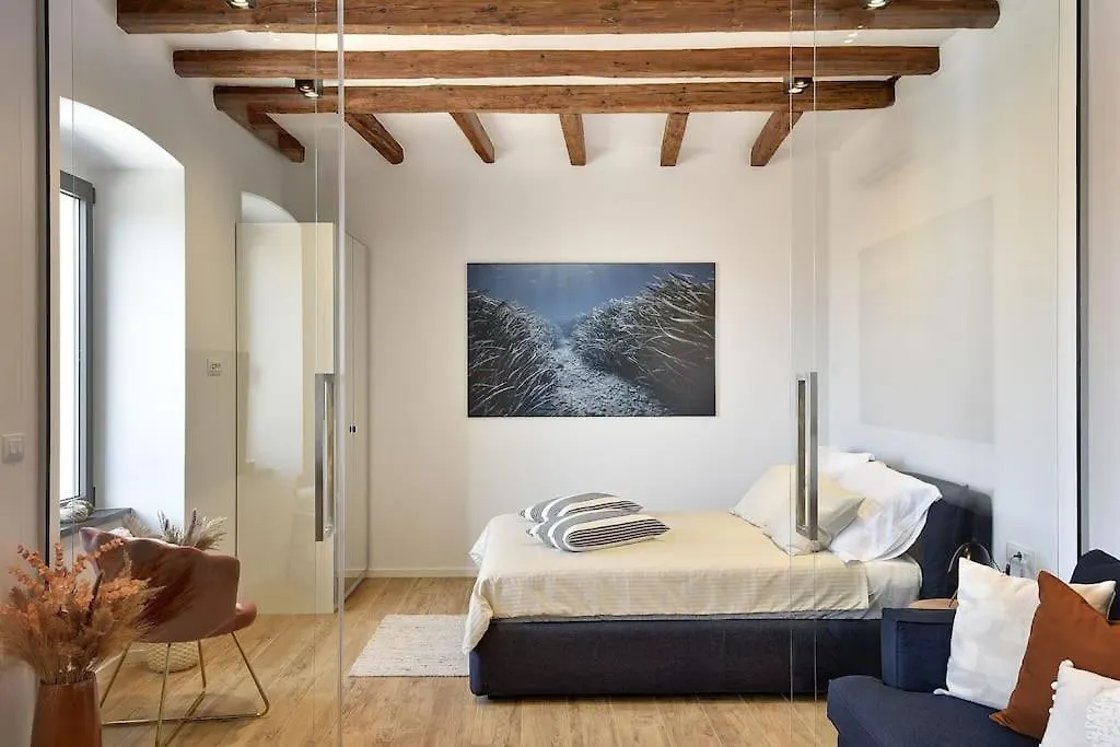 Luxury Apartment Sv.Anton 풀라 크로아티아